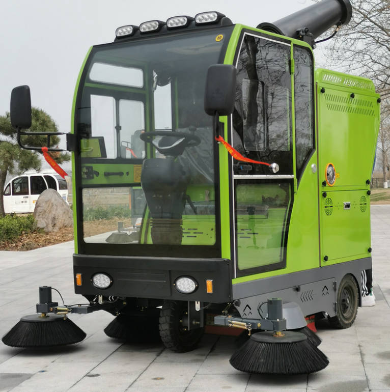 南川道路清洁广泛应用电动环卫清扫车