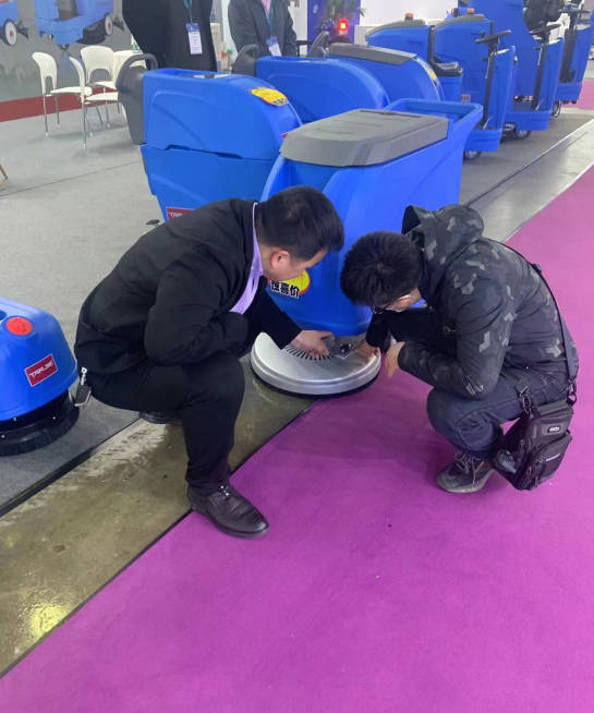 南川小型电动洗地机是否适合用于环卫保洁